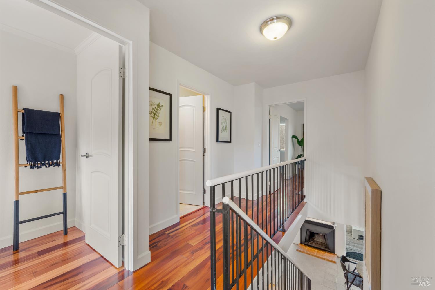 Detail Gallery Image 20 of 29 For 14 Mariner Green Dr, Corte Madera,  CA 94925 - 3 Beds | 2/1 Baths