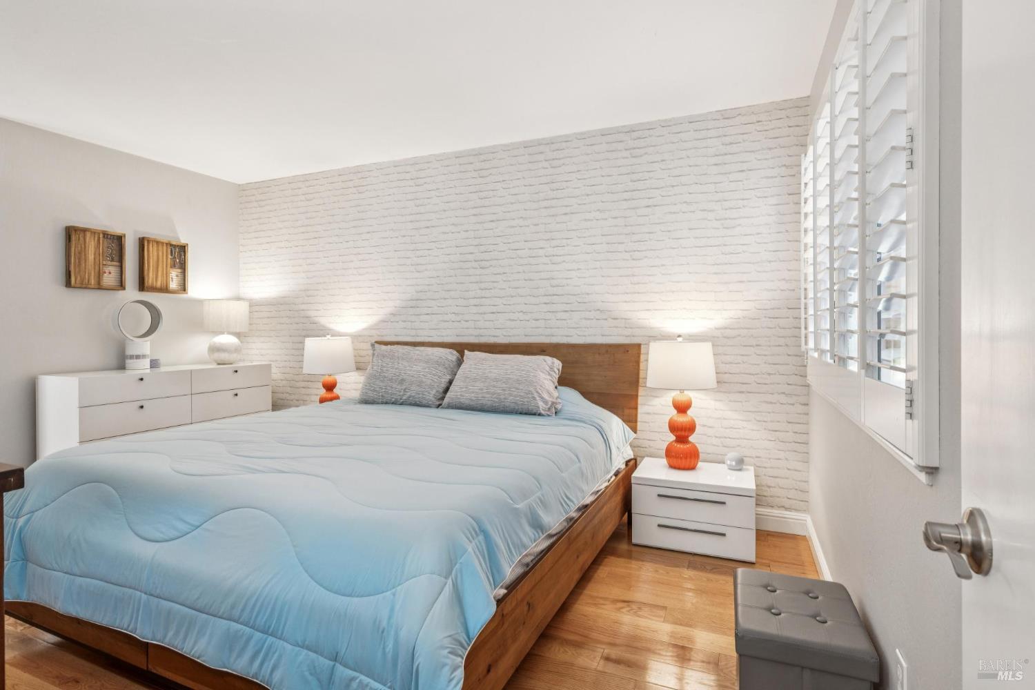 Detail Gallery Image 19 of 33 For 106 Indian Way, Novato,  CA 94949 - 3 Beds | 2 Baths