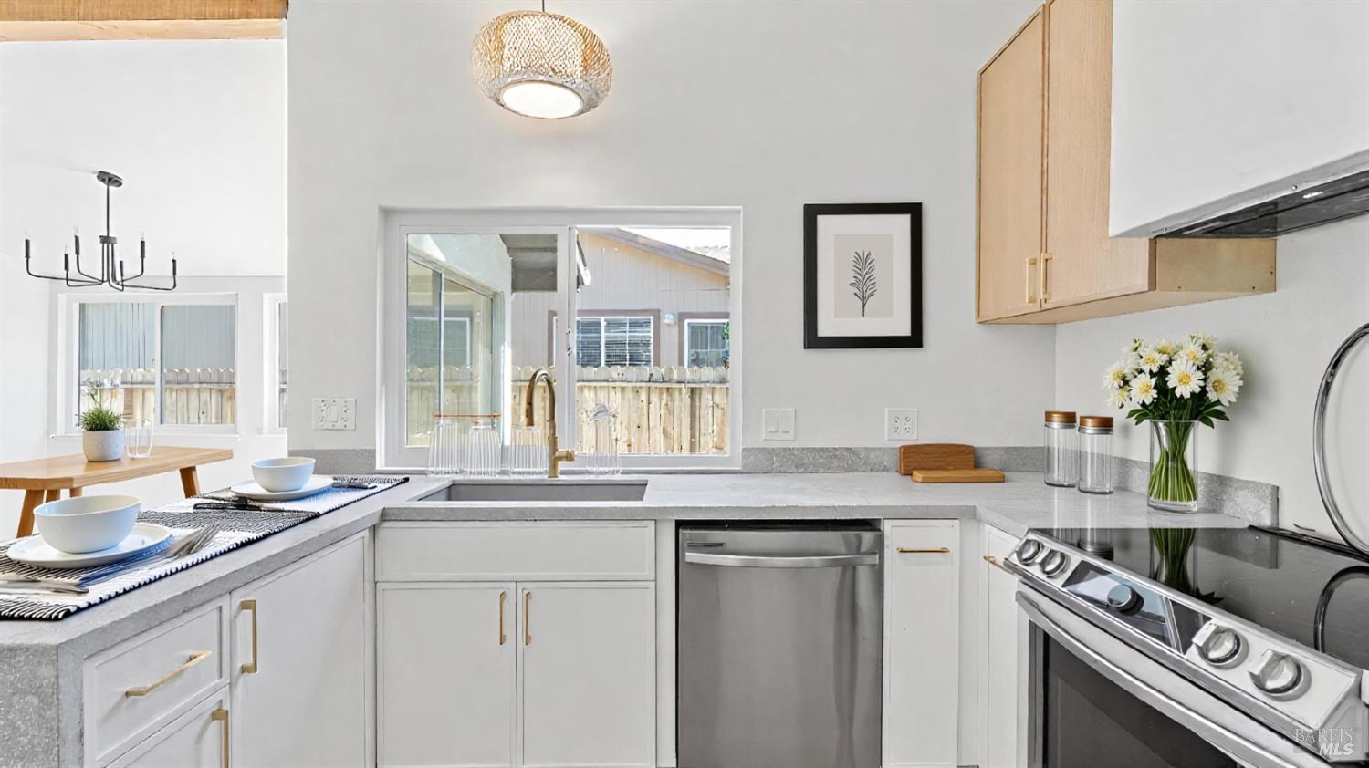 Detail Gallery Image 11 of 45 For 2635 Alvarado Ct, Fairfield,  CA 94534 - 3 Beds | 2 Baths