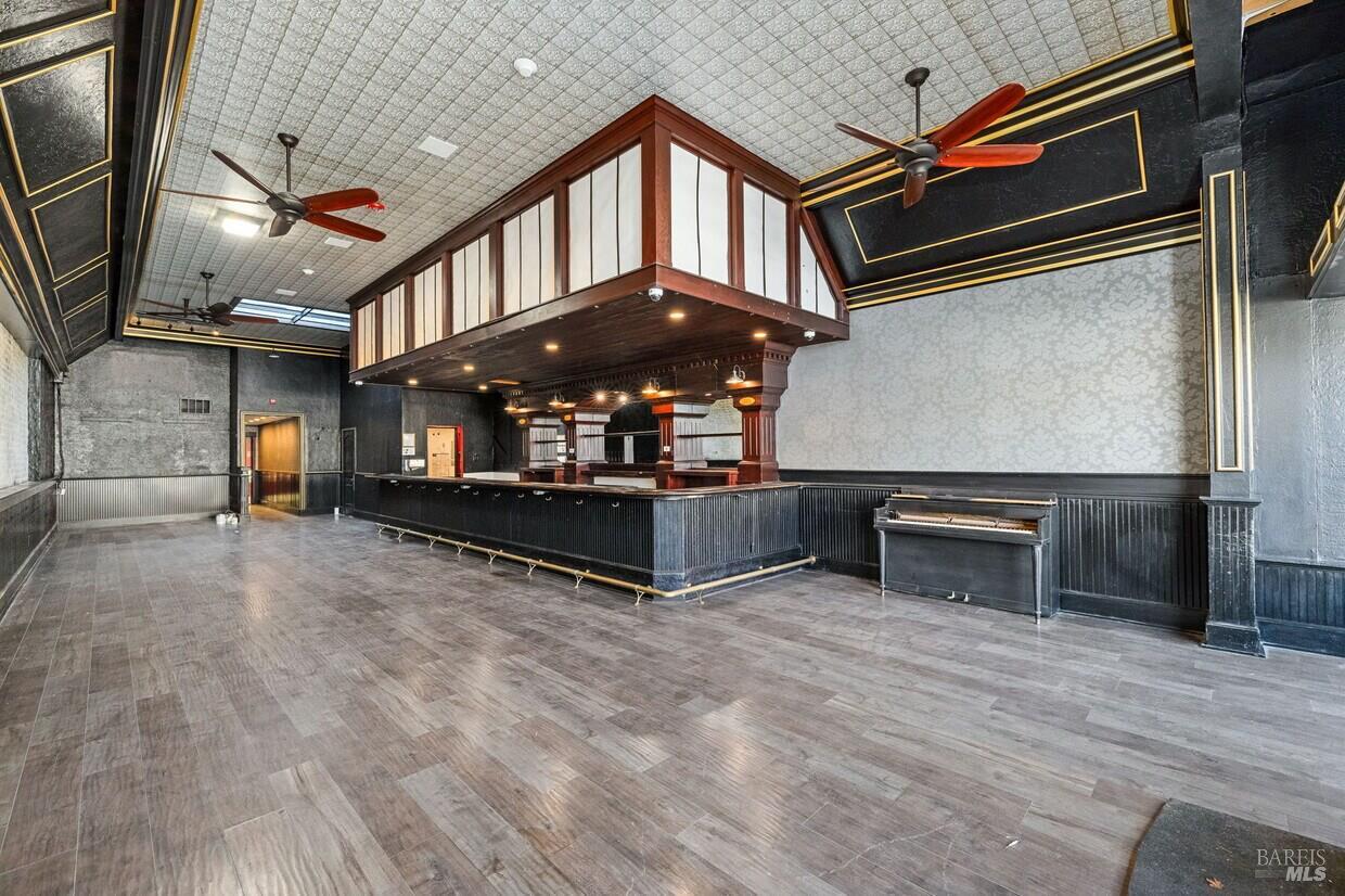 Detail Gallery Image 7 of 18 For 6957 Sebastopol Ave, Sebastopol,  CA 95472 - – Beds | – Baths