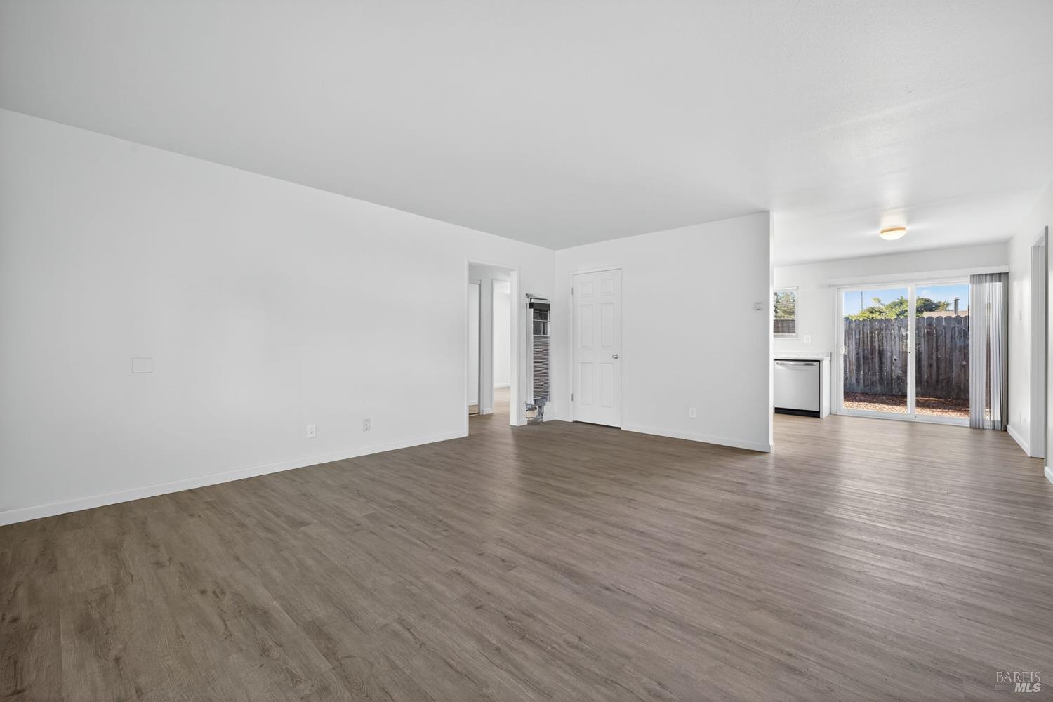 Detail Gallery Image 16 of 29 For 2597 Northcoast St, Santa Rosa,  CA 95403 - – Beds | – Baths