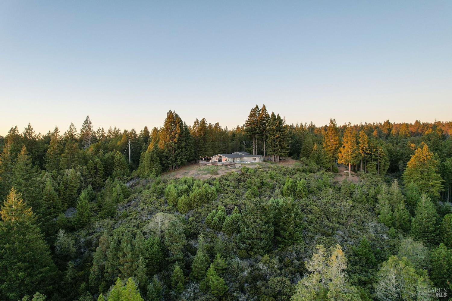 Detail Gallery Image 19 of 49 For 44801 Fish Rock Rd, Gualala,  CA 95445 - 3 Beds | 3 Baths