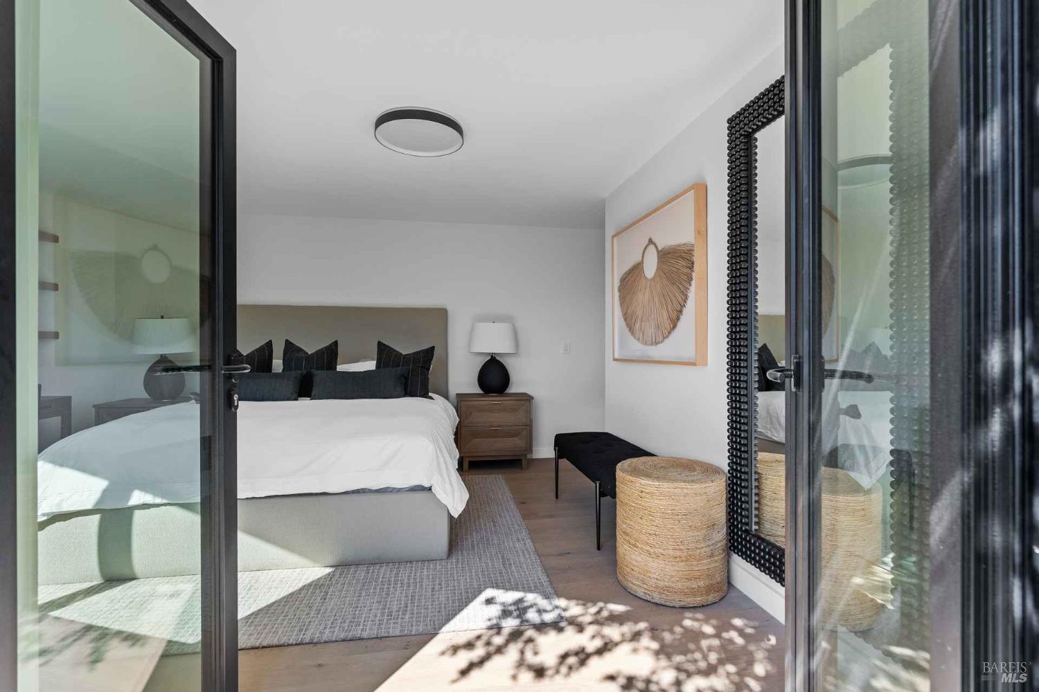 Detail Gallery Image 22 of 35 For 1250 Partrick Rd, Napa,  CA 94558 - 6 Beds | 4 Baths