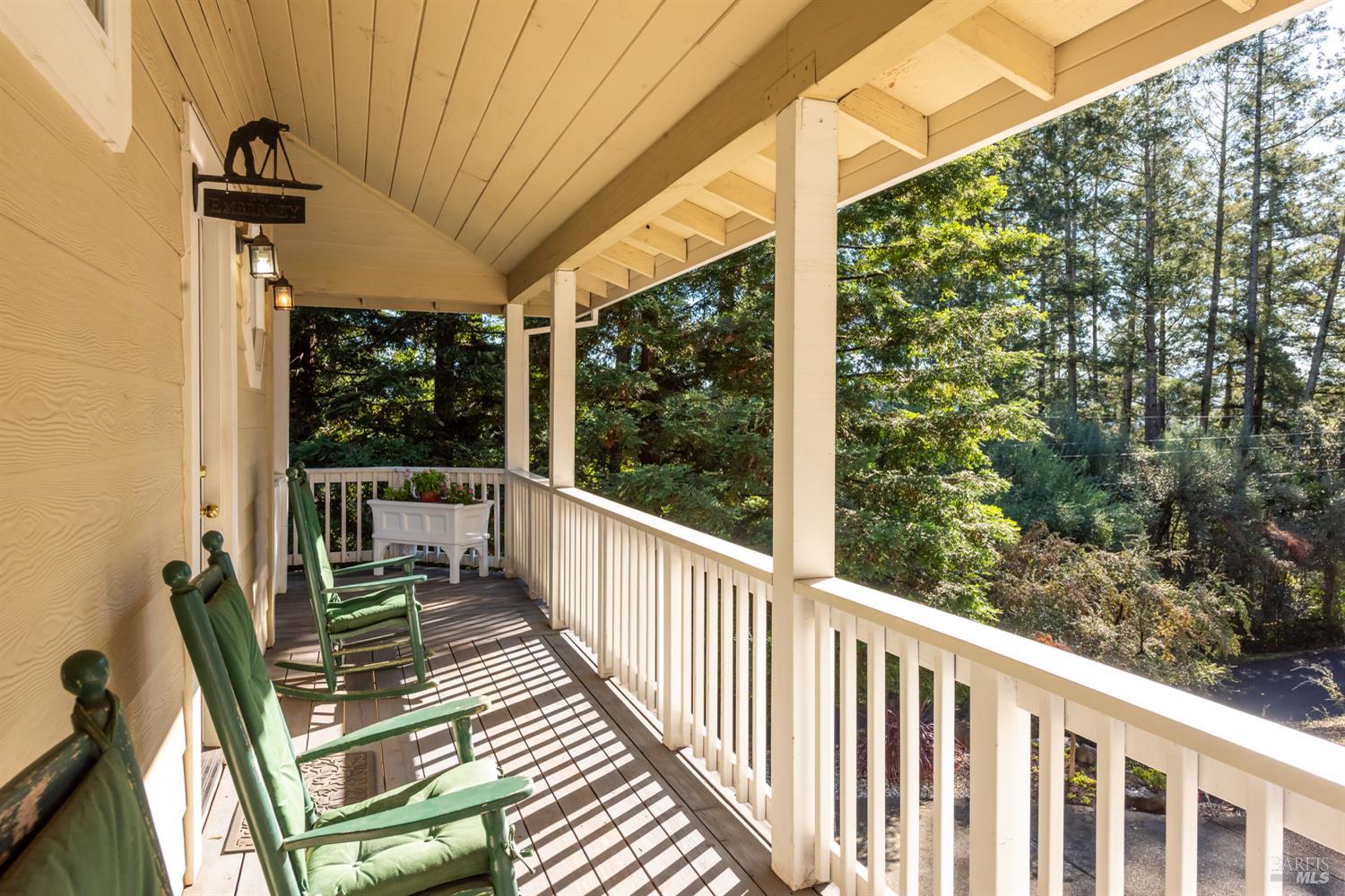 Detail Gallery Image 32 of 48 For 1885 Los Olivos Rd, Santa Rosa,  CA 95404 - 4 Beds | 3/1 Baths