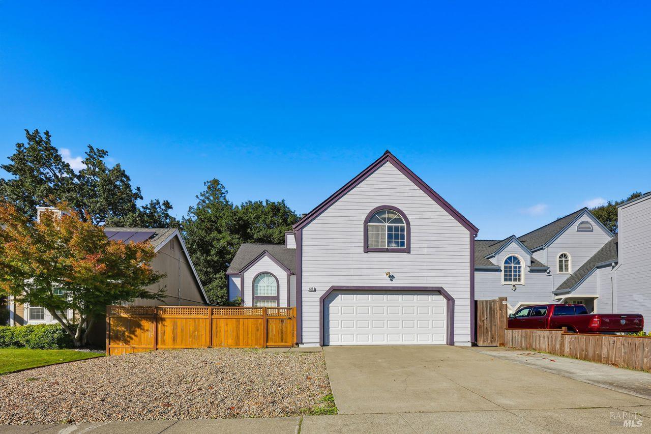 Detail Gallery Image 2 of 43 For 1617 Gamay St, Santa Rosa,  CA 95403 - 4 Beds | 3 Baths