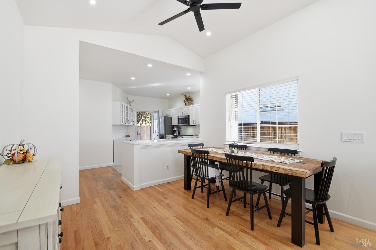 Detail Gallery Image 18 of 40 For 108 Oretsky Way, Cotati,  CA 94931 - 3 Beds | 2 Baths