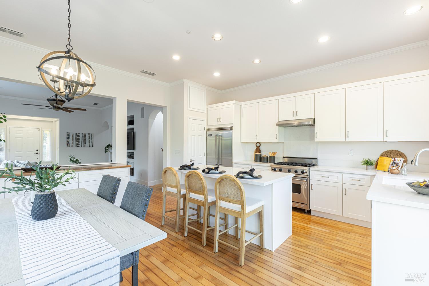 Detail Gallery Image 15 of 38 For 4 Firefly Ln, Napa,  CA 94558 - 3 Beds | 2 Baths