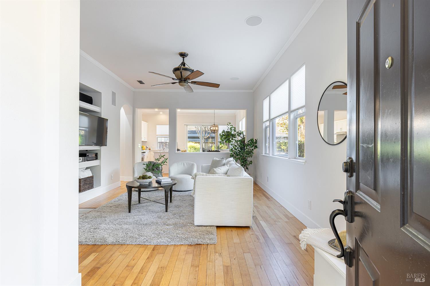 Detail Gallery Image 6 of 38 For 4 Firefly Ln, Napa,  CA 94558 - 3 Beds | 2 Baths