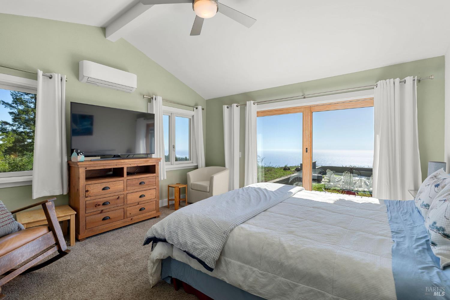 Detail Gallery Image 10 of 49 For 44801 Fish Rock Rd, Gualala,  CA 95445 - 3 Beds | 3 Baths