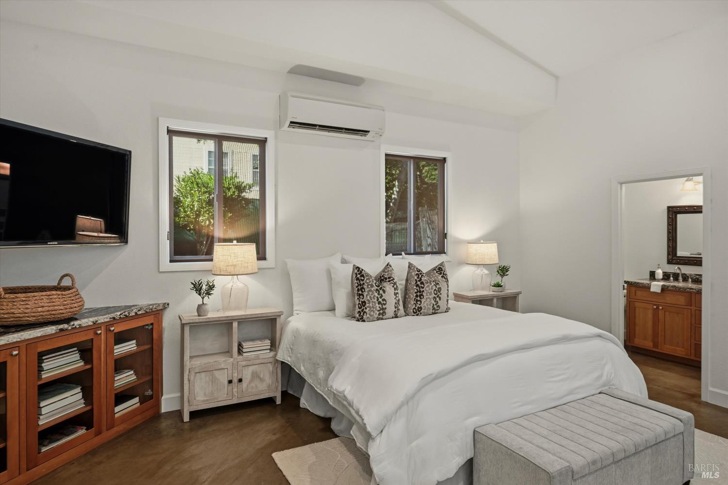 Detail Gallery Image 51 of 60 For 5251 Dry Creek Rd, Napa,  CA 94558 - 2 Beds | 2 Baths