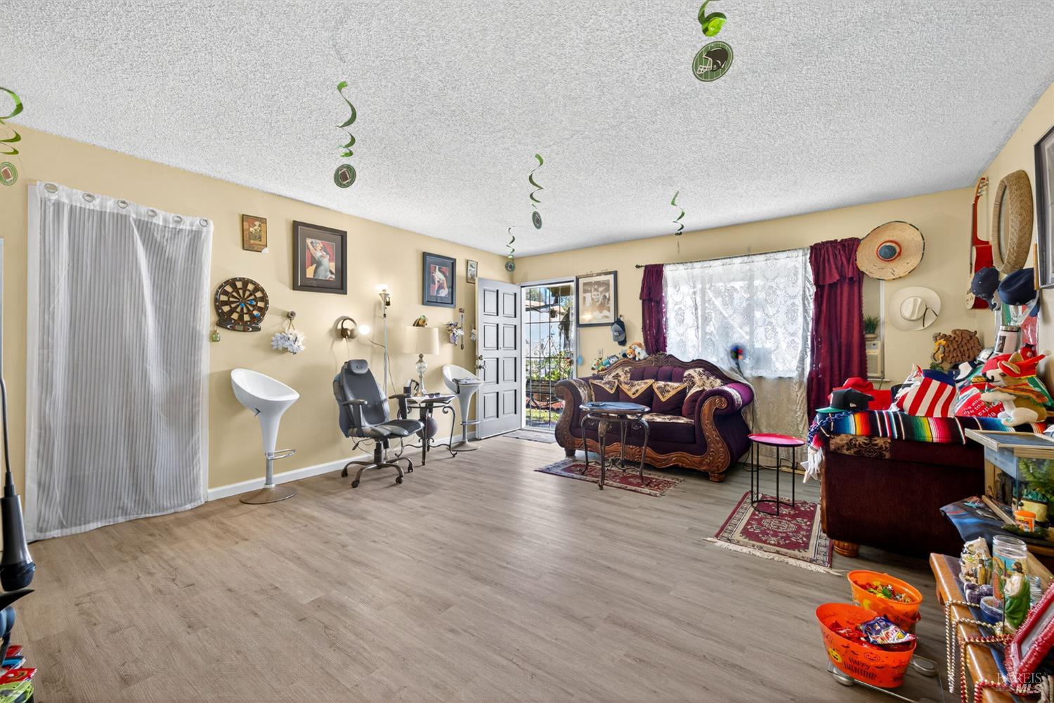 Detail Gallery Image 19 of 29 For 2597 Northcoast St, Santa Rosa,  CA 95403 - – Beds | – Baths