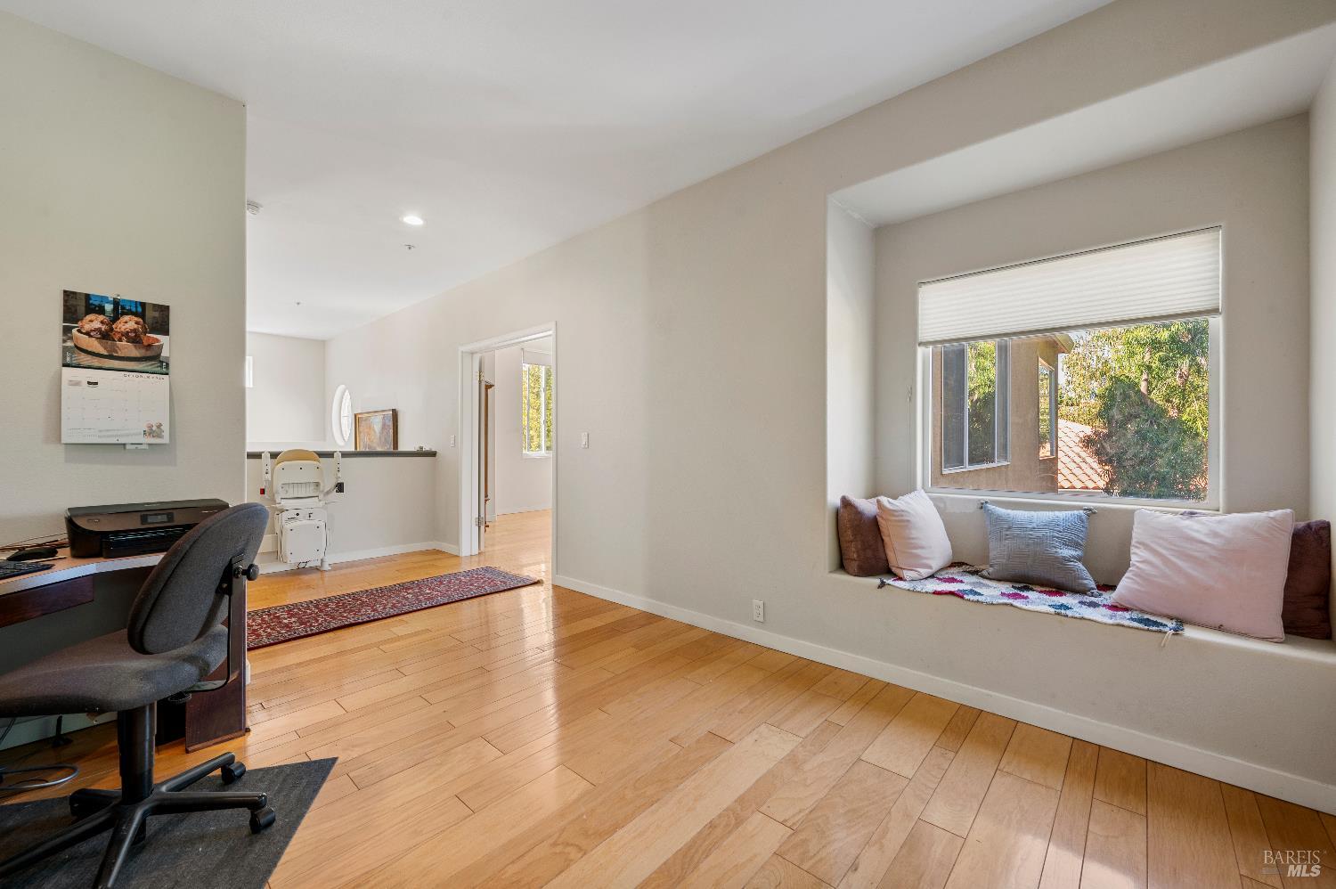 Detail Gallery Image 17 of 26 For 9 Emperor Ct, Napa,  CA 94558 - 4 Beds | 2/1 Baths