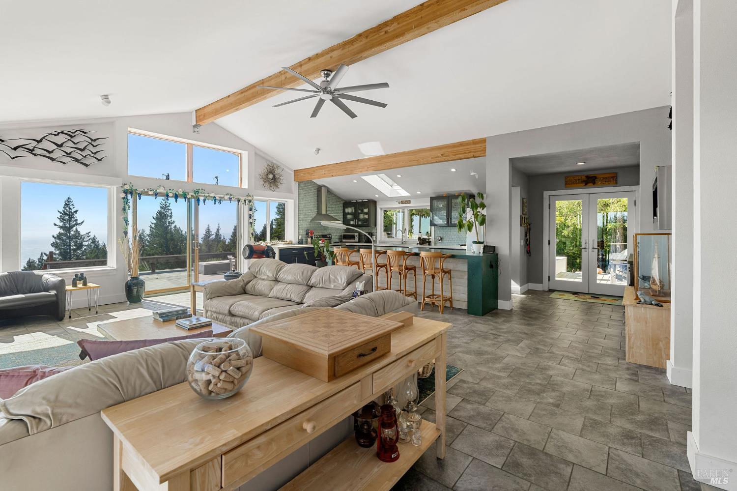 Detail Gallery Image 36 of 49 For 44801 Fish Rock Rd, Gualala,  CA 95445 - 3 Beds | 3 Baths