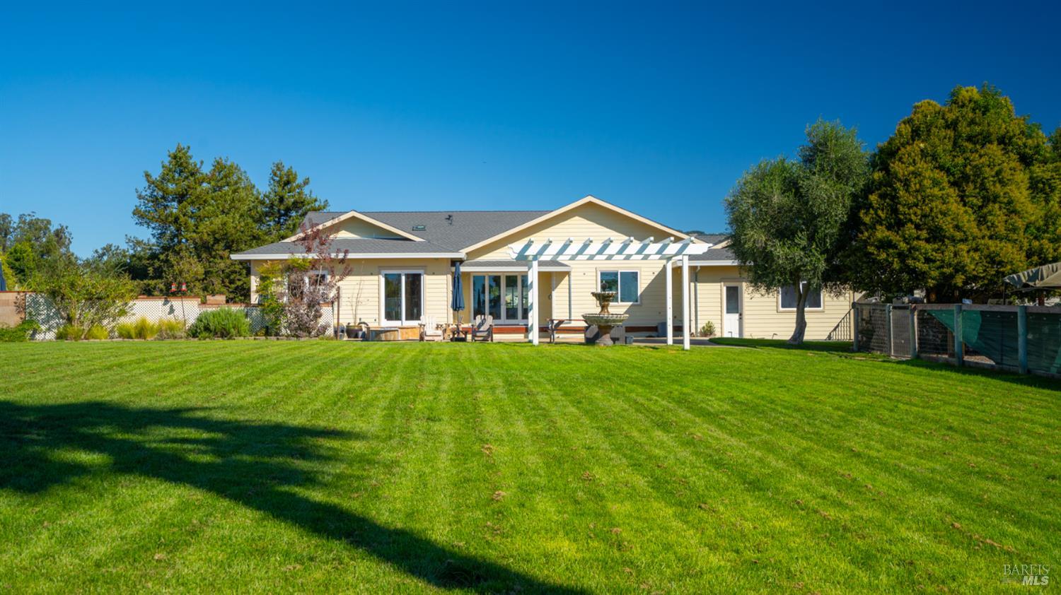 Detail Gallery Image 54 of 85 For 487 Ormsby Ln, Petaluma,  CA 94954 - 3 Beds | 2/1 Baths