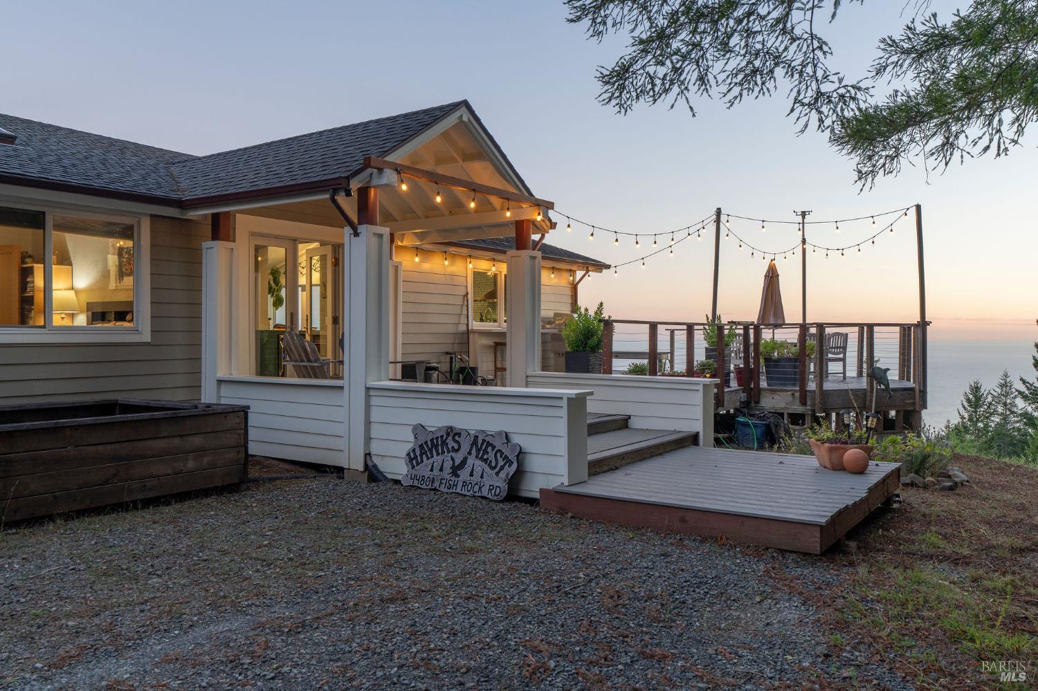 Detail Gallery Image 30 of 49 For 44801 Fish Rock Rd, Gualala,  CA 95445 - 3 Beds | 3 Baths