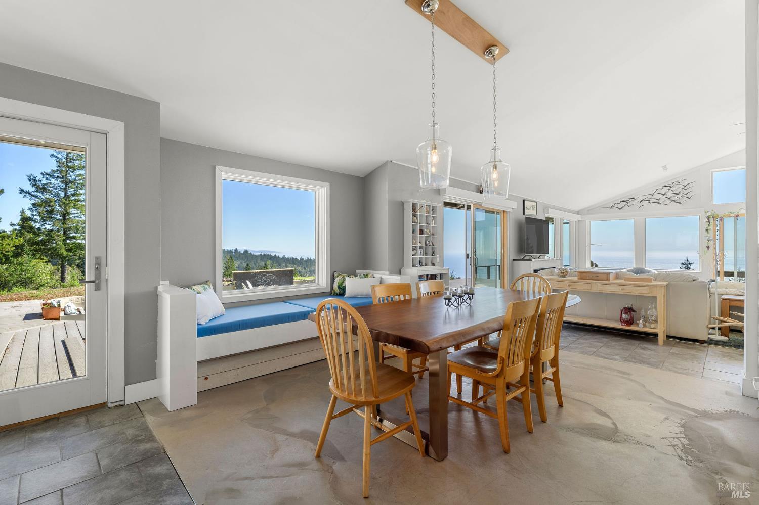 Detail Gallery Image 42 of 49 For 44801 Fish Rock Rd, Gualala,  CA 95445 - 3 Beds | 3 Baths