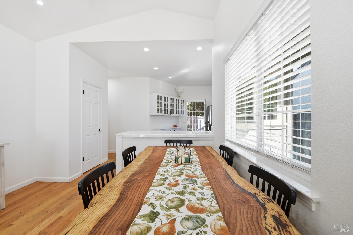 Detail Gallery Image 19 of 40 For 108 Oretsky Way, Cotati,  CA 94931 - 3 Beds | 2 Baths