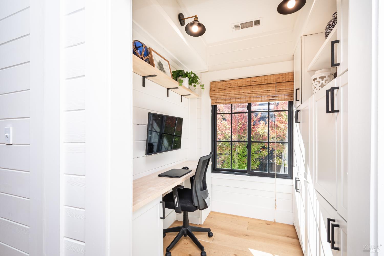 Detail Gallery Image 12 of 74 For 576 Patchett St, Napa,  CA 94559 - 2 Beds | 1 Baths