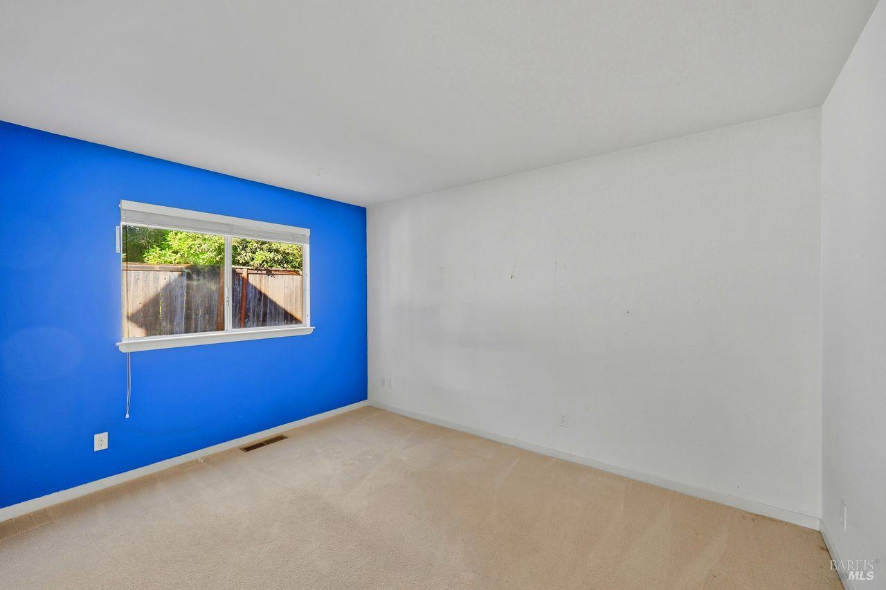 Detail Gallery Image 23 of 43 For 1617 Gamay St, Santa Rosa,  CA 95403 - 4 Beds | 3 Baths