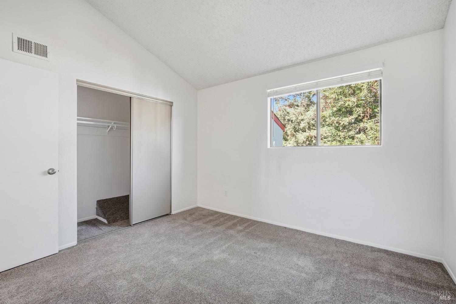 Detail Gallery Image 30 of 45 For 16 Redwood Ct, Santa Rosa,  CA 95409 - 3 Beds | 2 Baths