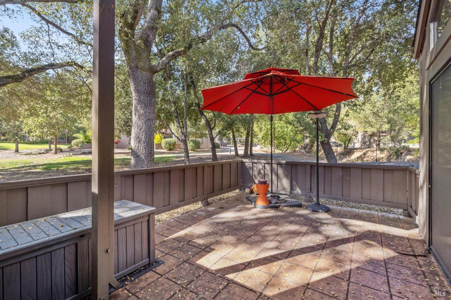 Detail Gallery Image 27 of 33 For 106 Indian Way, Novato,  CA 94949 - 3 Beds | 2 Baths