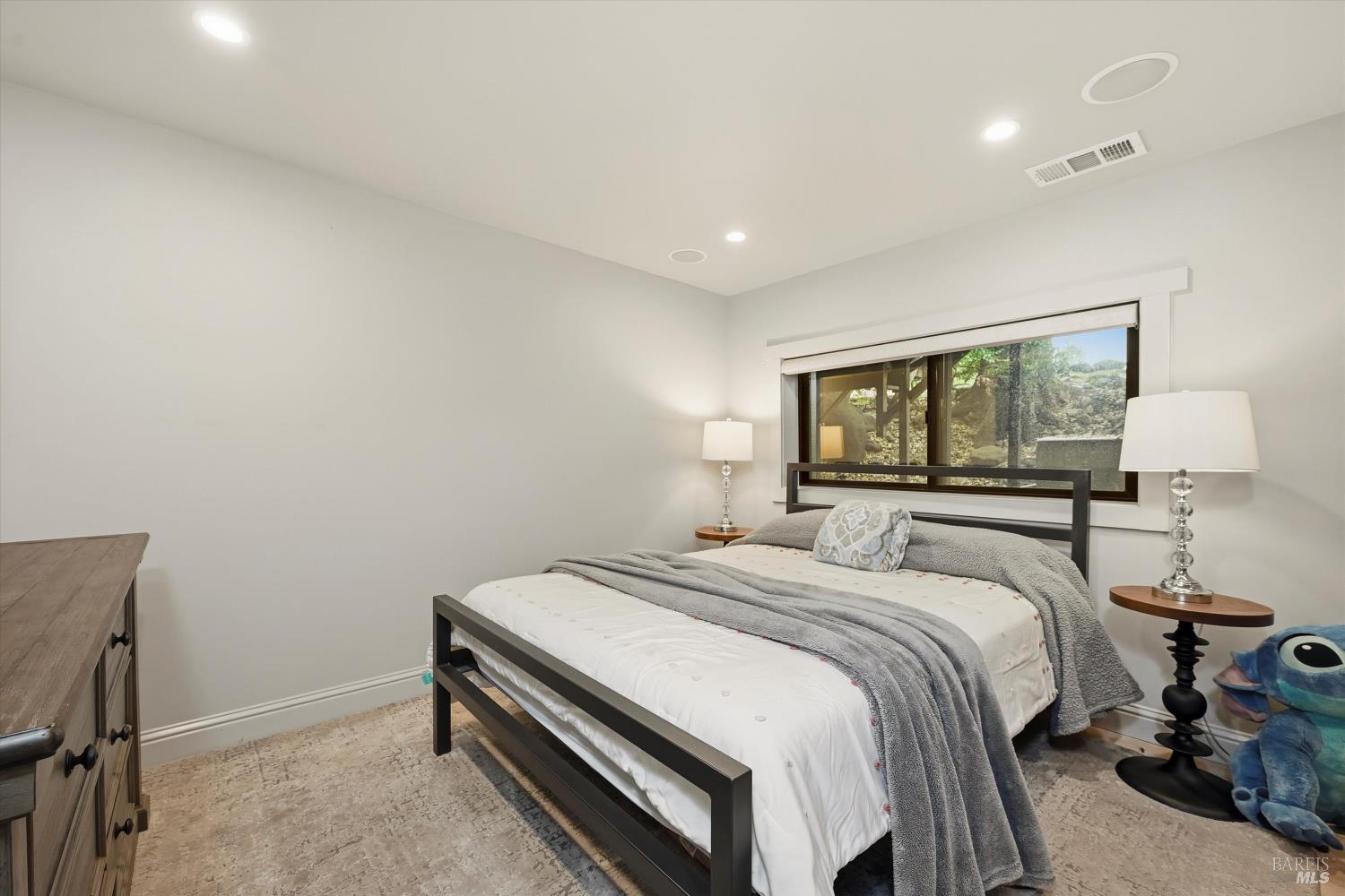 Detail Gallery Image 36 of 40 For 117 Milliken Creek Dr, Napa,  CA 94558 - 4 Beds | 3/1 Baths