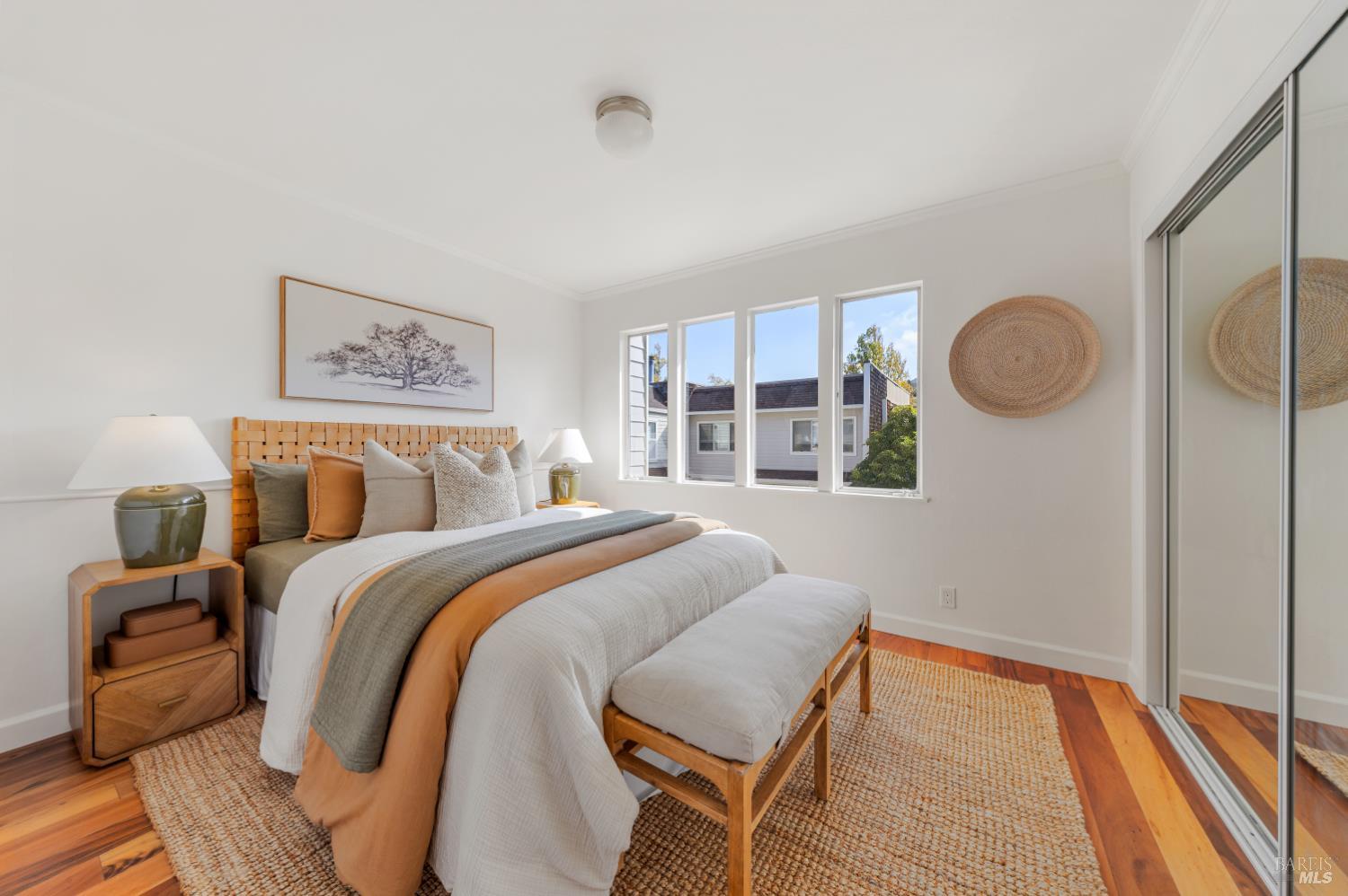 Detail Gallery Image 22 of 29 For 14 Mariner Green Dr, Corte Madera,  CA 94925 - 3 Beds | 2/1 Baths