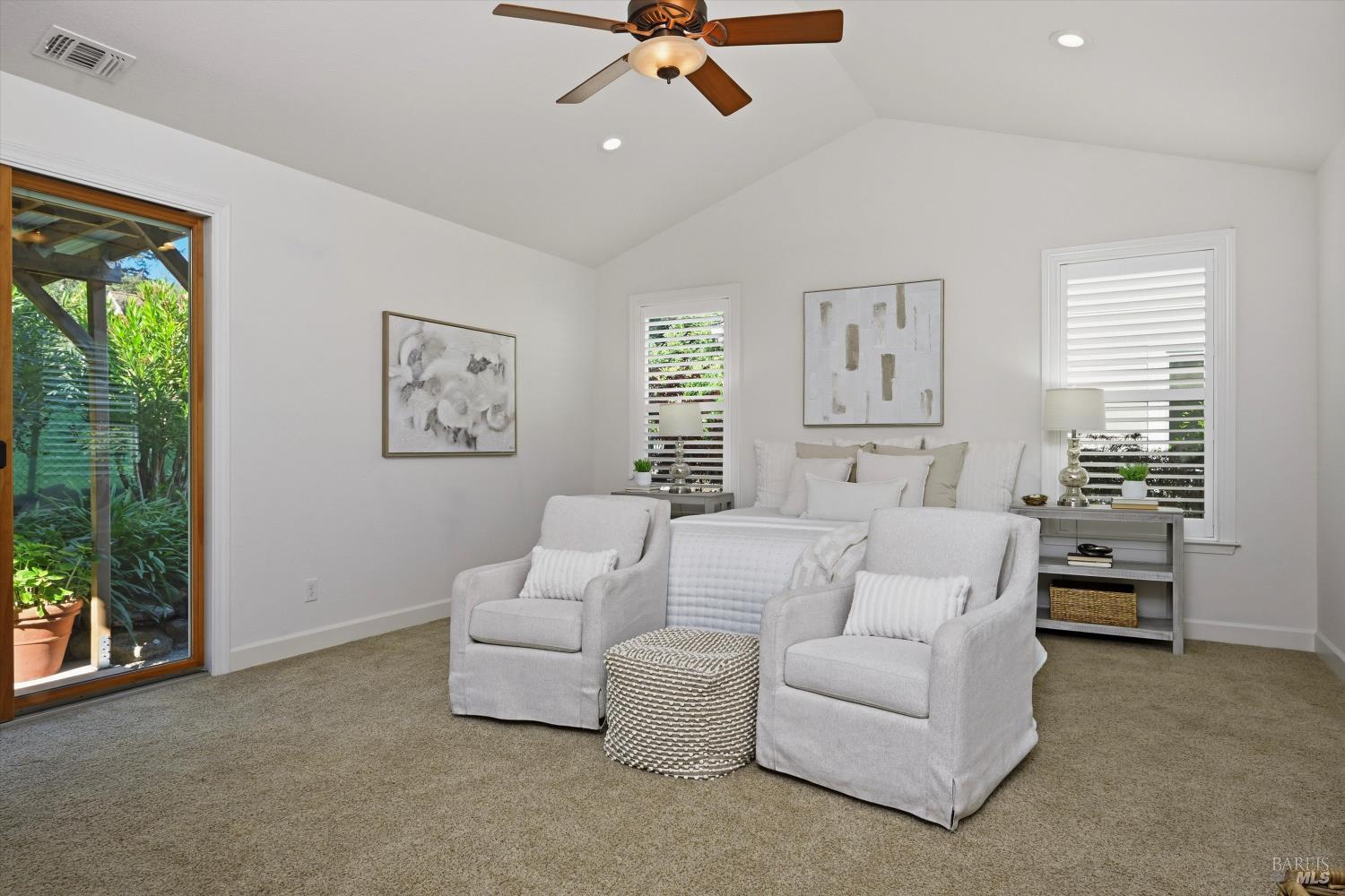 Detail Gallery Image 16 of 60 For 5251 Dry Creek Rd, Napa,  CA 94558 - 2 Beds | 2 Baths