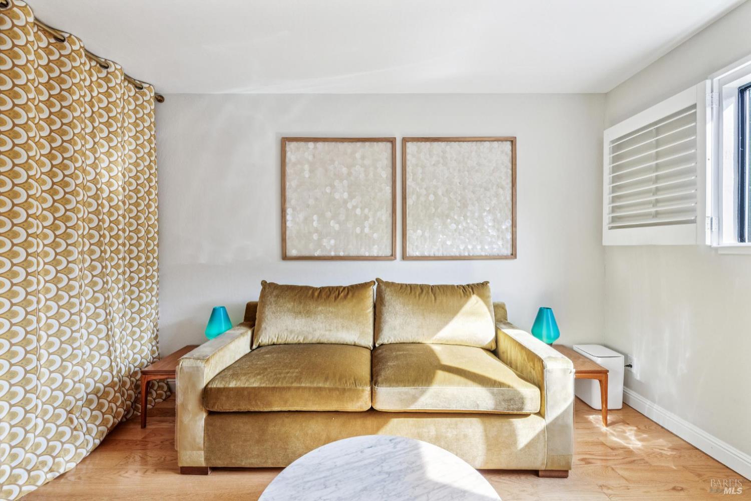 Detail Gallery Image 22 of 33 For 106 Indian Way, Novato,  CA 94949 - 3 Beds | 2 Baths