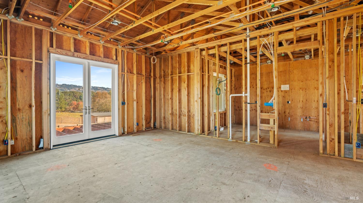 Detail Gallery Image 12 of 85 For 487 Ormsby Ln, Petaluma,  CA 94954 - 3 Beds | 2/1 Baths