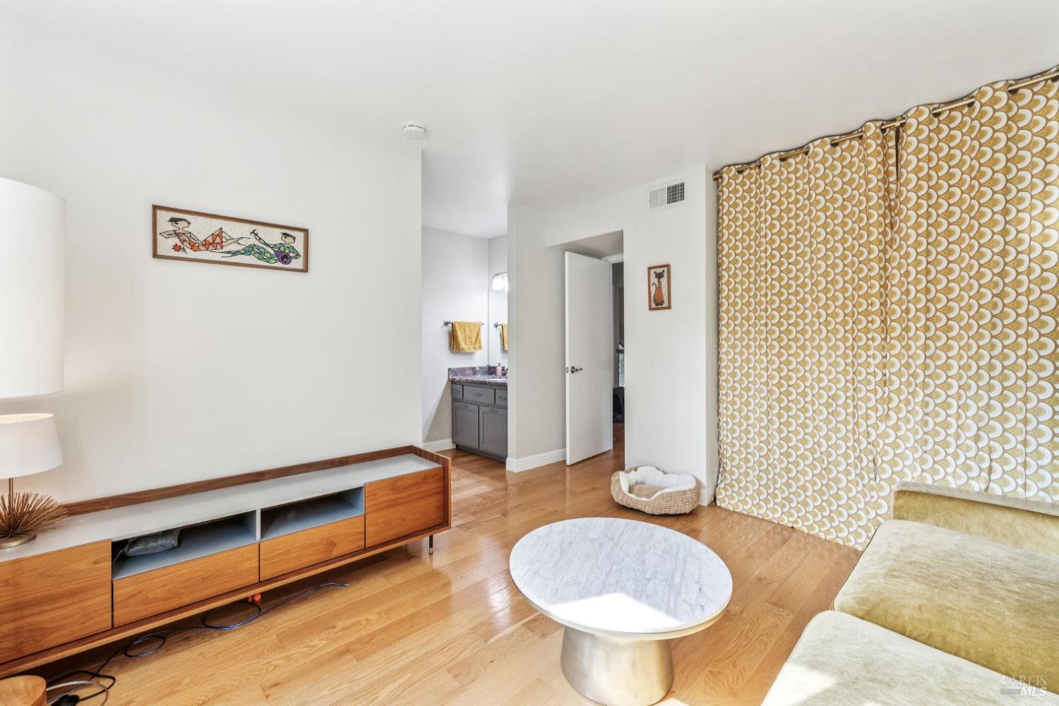 Detail Gallery Image 21 of 33 For 106 Indian Way, Novato,  CA 94949 - 3 Beds | 2 Baths