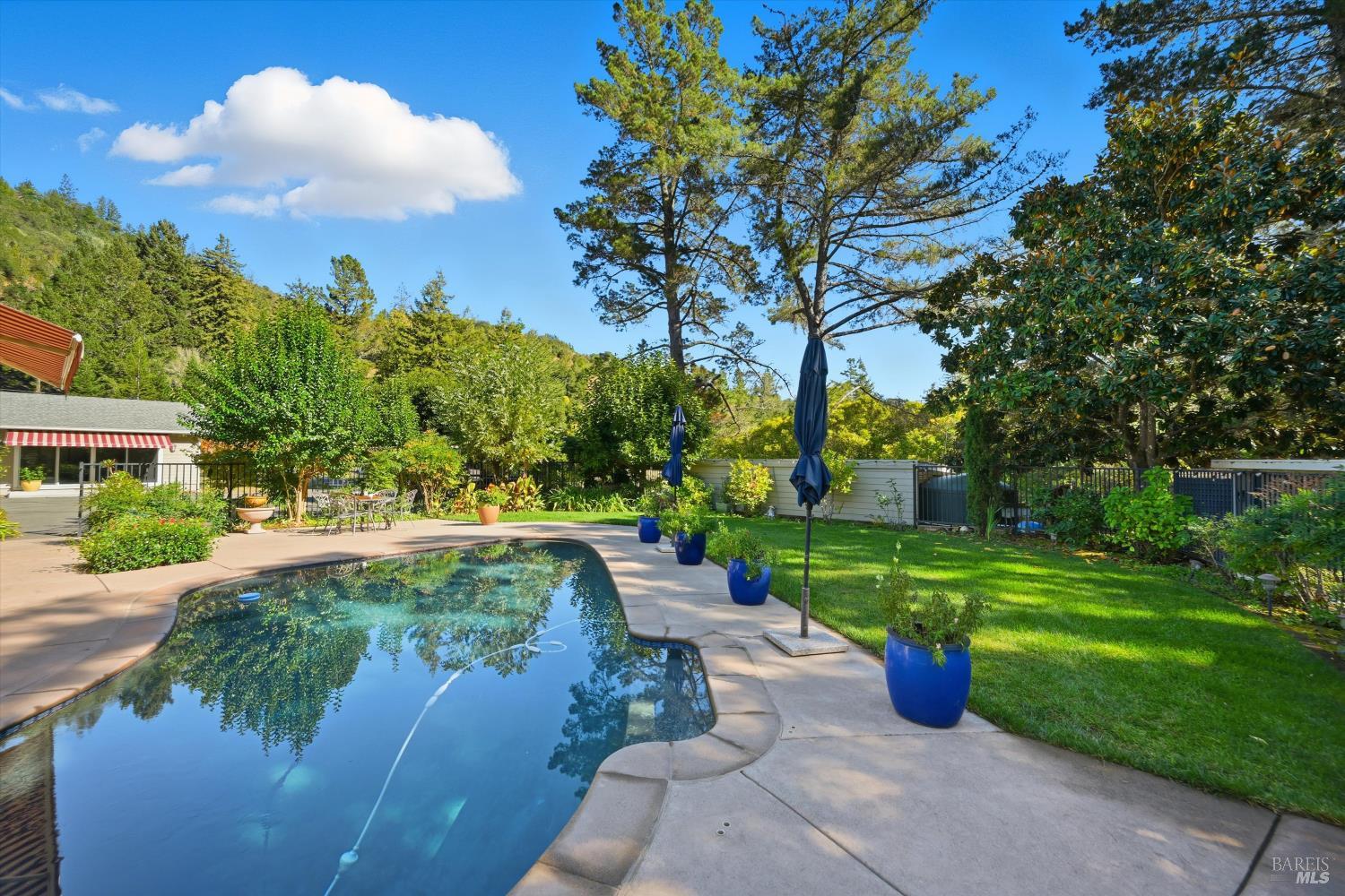 Detail Gallery Image 39 of 60 For 5251 Dry Creek Rd, Napa,  CA 94558 - 2 Beds | 2 Baths