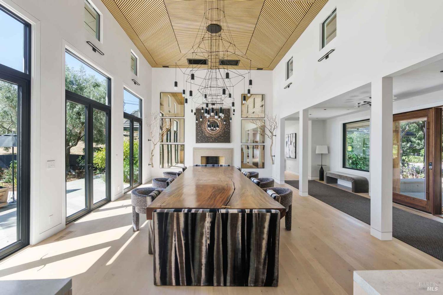 Detail Gallery Image 4 of 35 For 1250 Partrick Rd, Napa,  CA 94558 - 6 Beds | 4 Baths