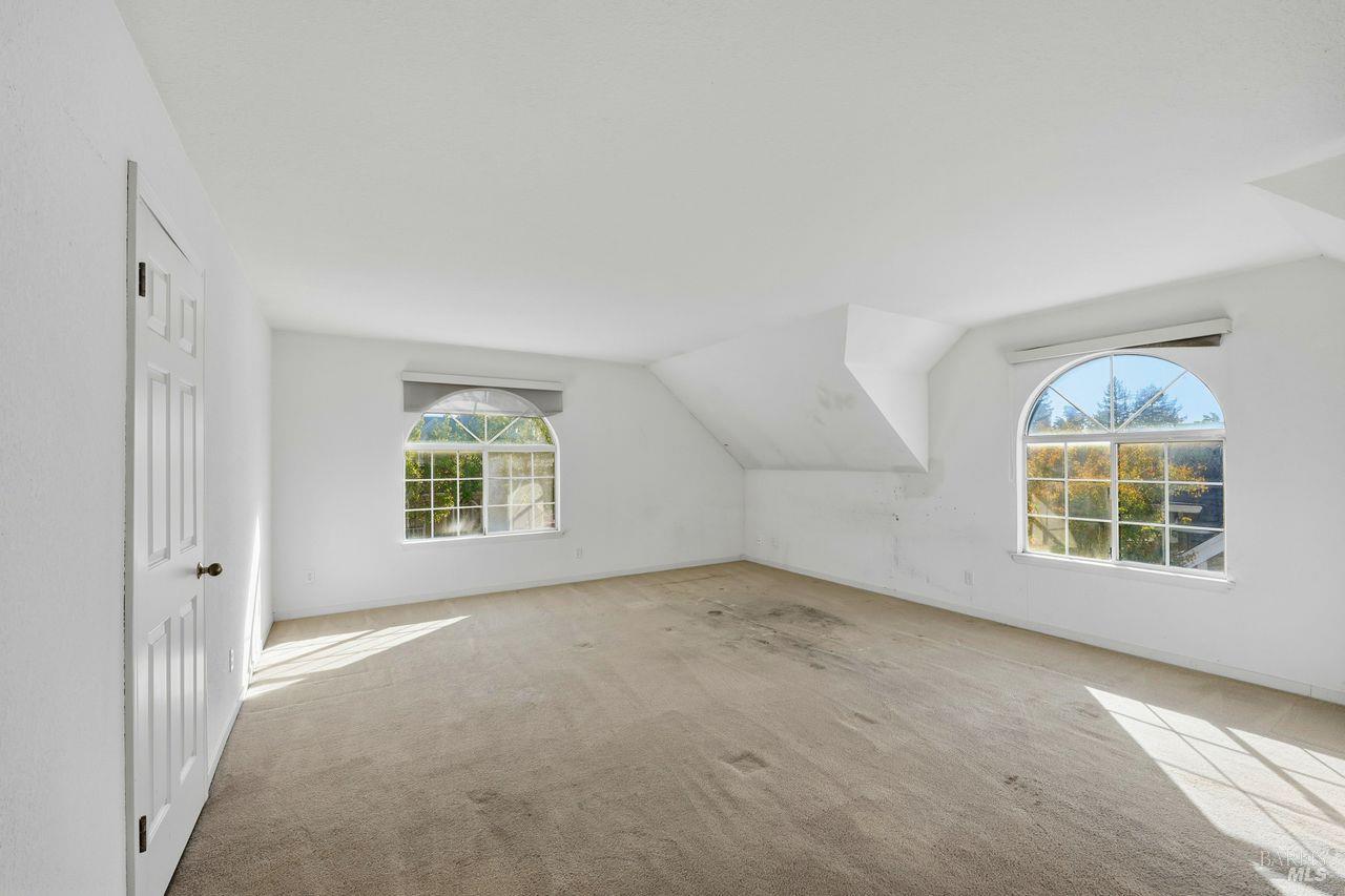 Detail Gallery Image 33 of 43 For 1617 Gamay St, Santa Rosa,  CA 95403 - 4 Beds | 3 Baths