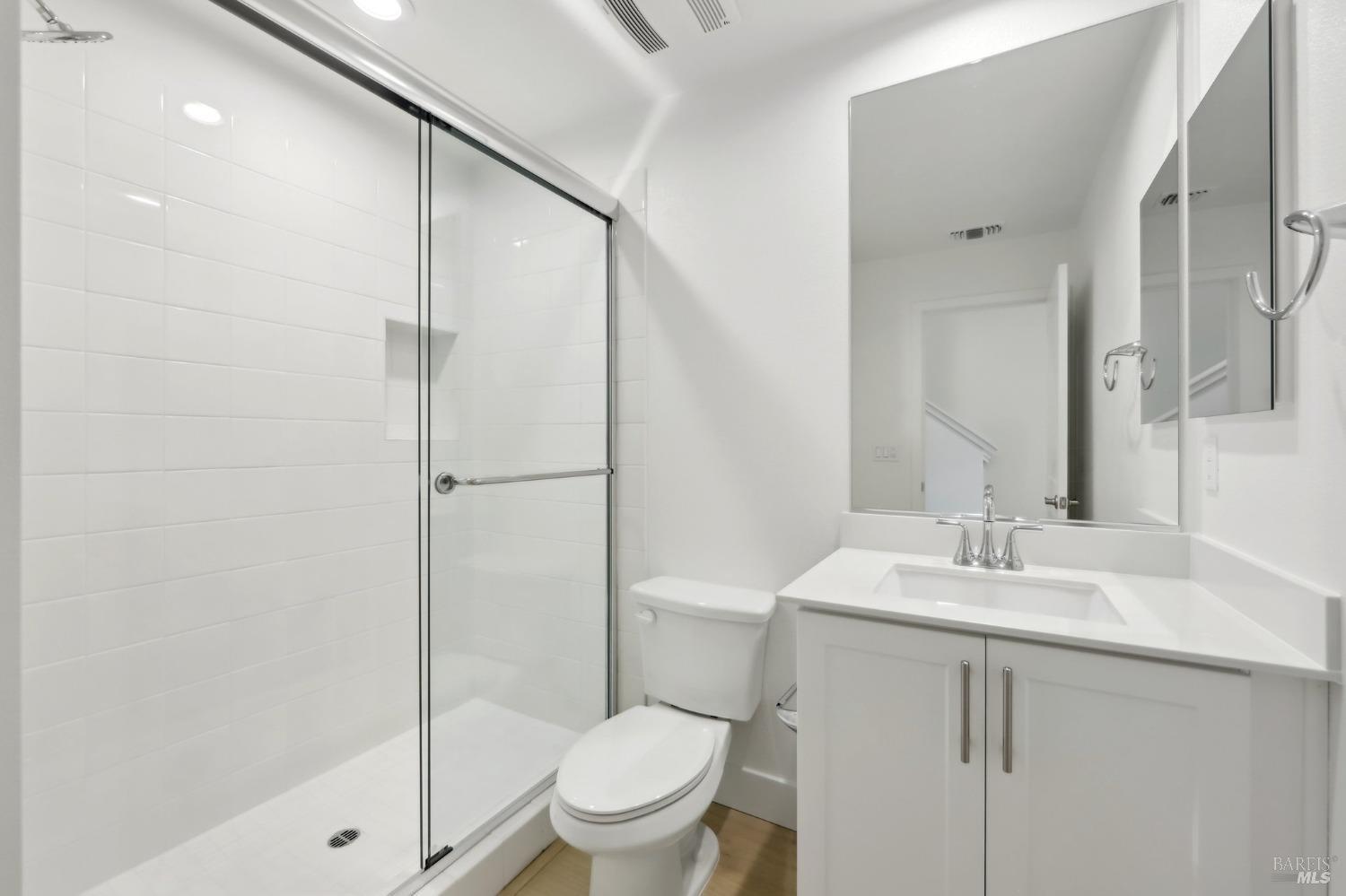 Detail Gallery Image 15 of 33 For 5199 Dalai Lama Ave, Richmond,  CA 94804 - 4 Beds | 4 Baths