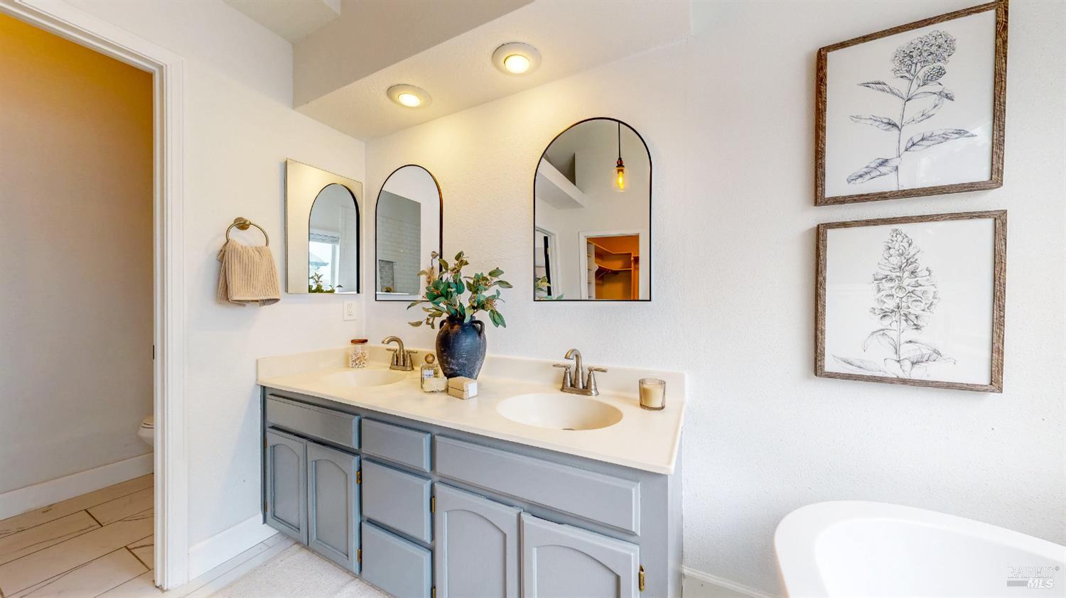 Detail Gallery Image 24 of 45 For 487 Noonan Ranch Ln, Santa Rosa,  CA 95403 - 3 Beds | 3 Baths