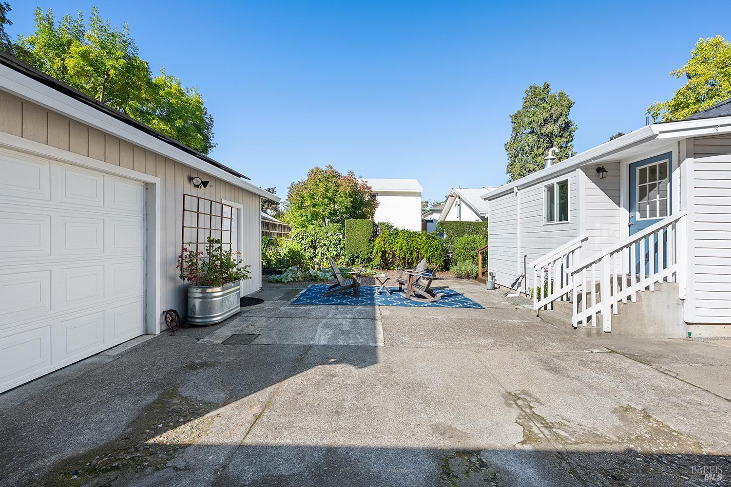 Detail Gallery Image 34 of 47 For 763 Beaver St, Santa Rosa,  CA 95404 - 3 Beds | 2 Baths