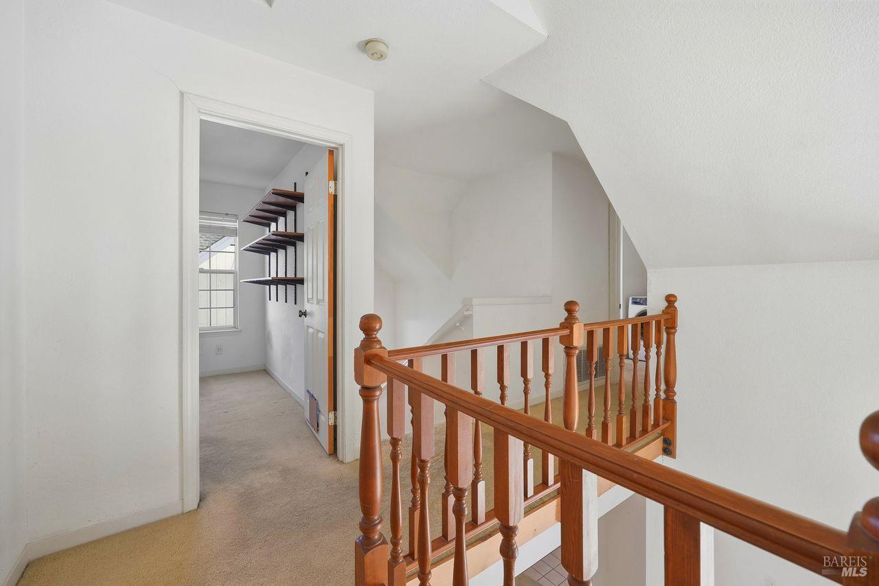 Detail Gallery Image 19 of 43 For 1617 Gamay St, Santa Rosa,  CA 95403 - 4 Beds | 3 Baths