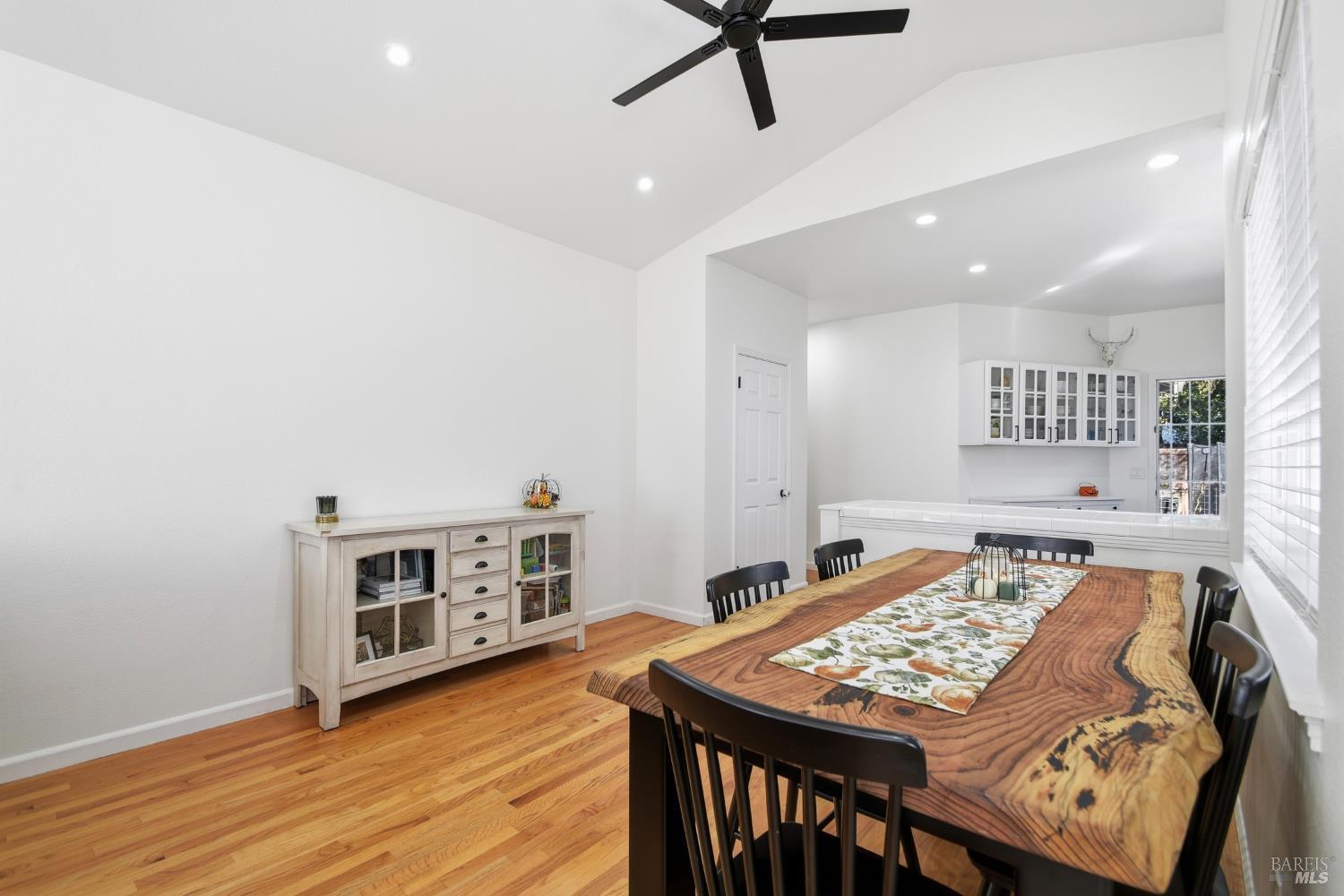 Detail Gallery Image 20 of 40 For 108 Oretsky Way, Cotati,  CA 94931 - 3 Beds | 2 Baths