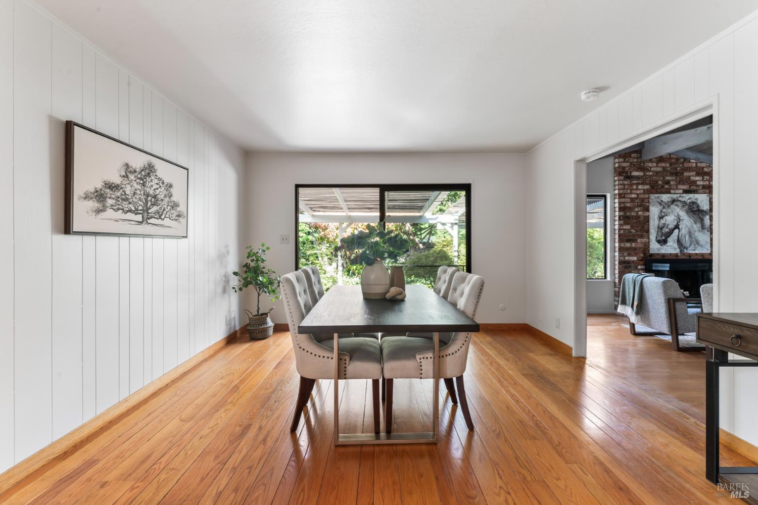 Detail Gallery Image 7 of 27 For 2470 Gina Dr, Napa,  CA 94558 - 4 Beds | 3 Baths