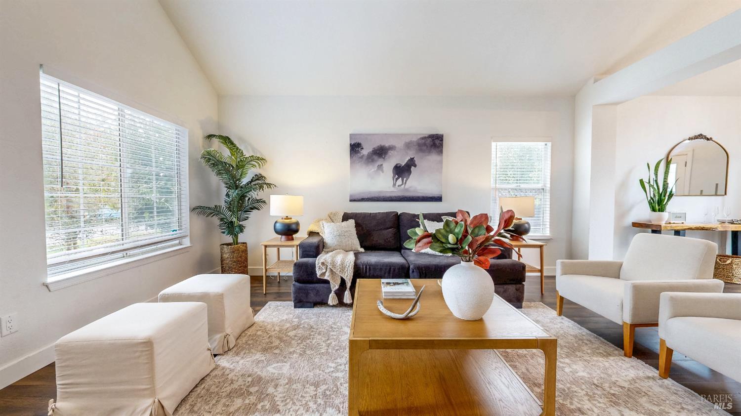 Detail Gallery Image 3 of 45 For 487 Noonan Ranch Ln, Santa Rosa,  CA 95403 - 3 Beds | 3 Baths