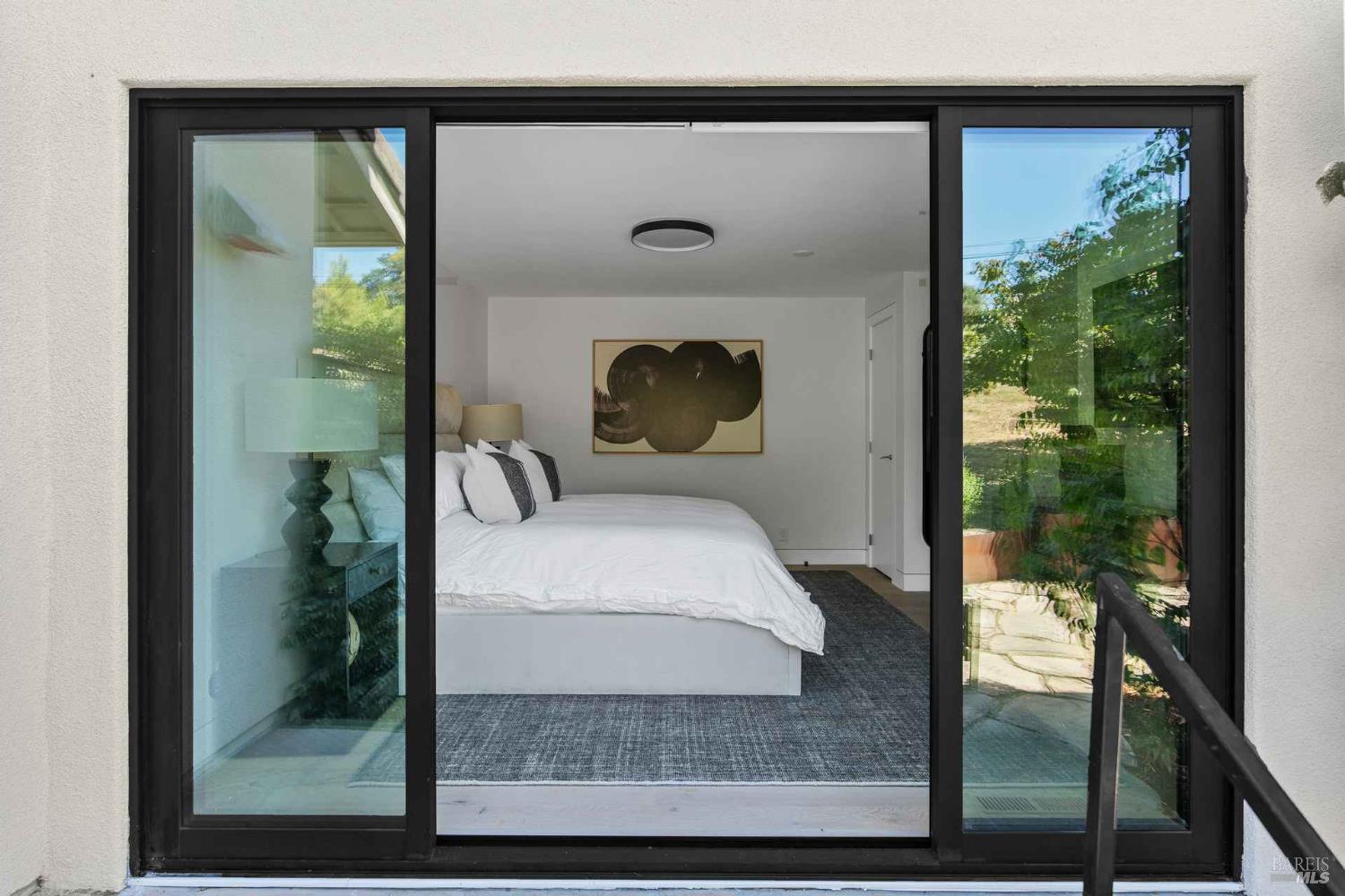 Detail Gallery Image 21 of 35 For 1250 Partrick Rd, Napa,  CA 94558 - 6 Beds | 4 Baths