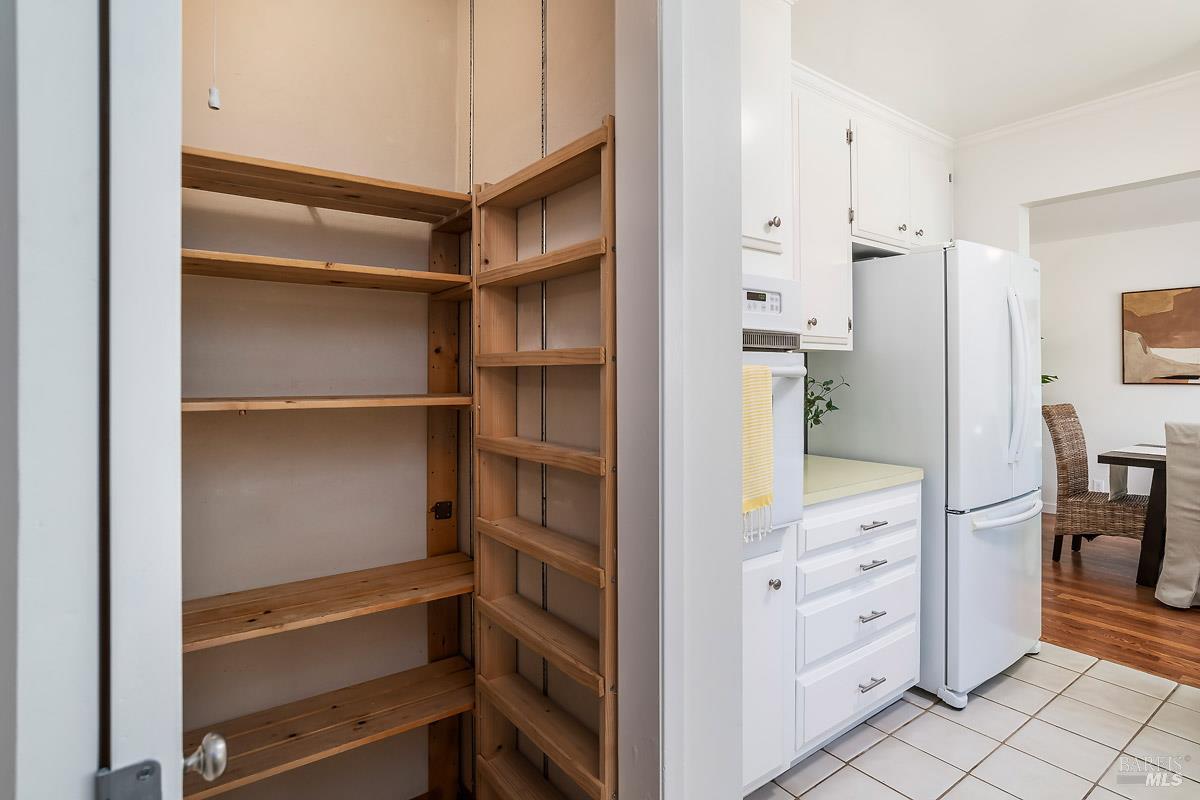 Detail Gallery Image 20 of 47 For 15 Betty Ln, Novato,  CA 94947 - 4 Beds | 2 Baths