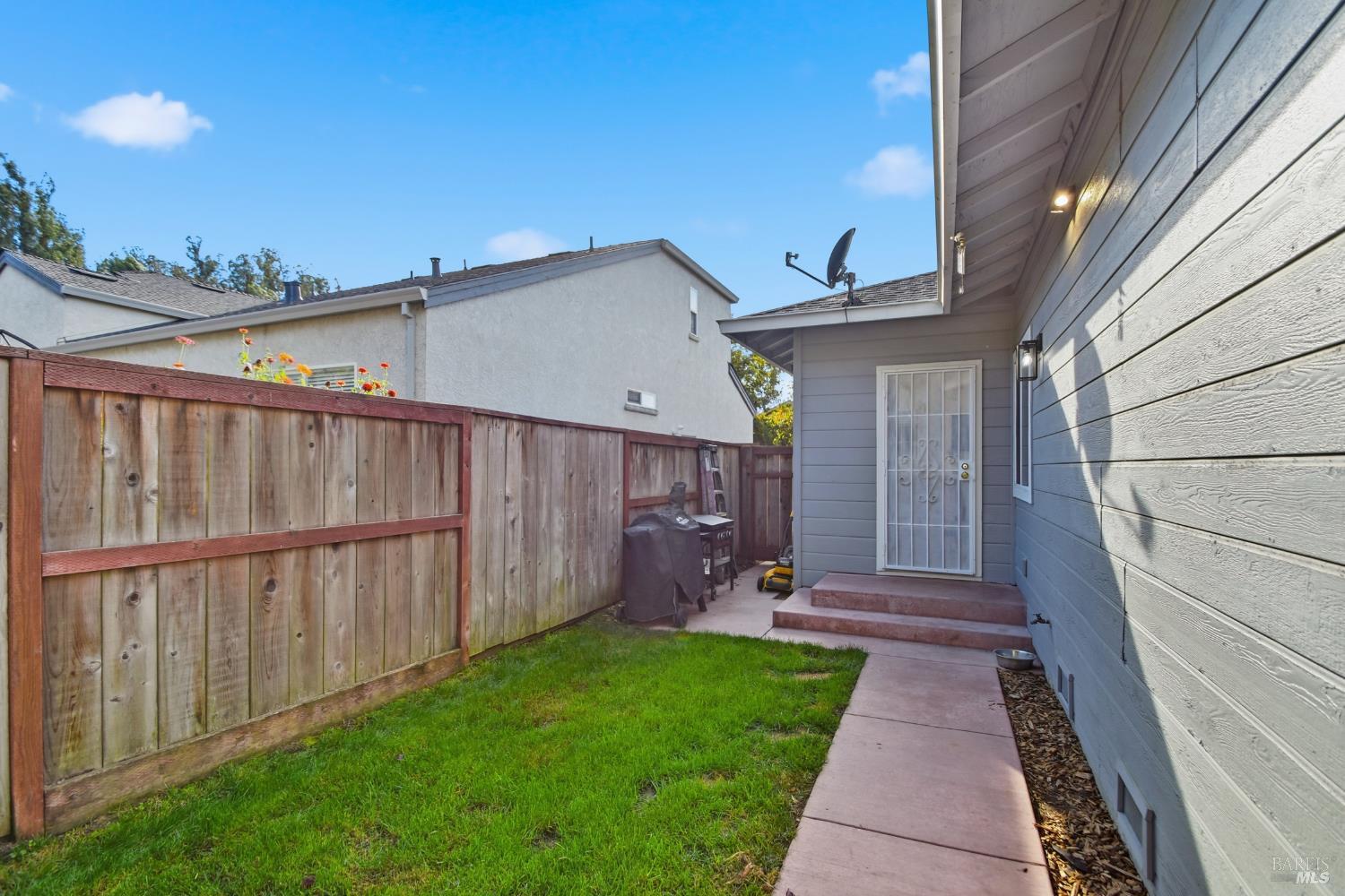 Detail Gallery Image 40 of 40 For 108 Oretsky Way, Cotati,  CA 94931 - 3 Beds | 2 Baths