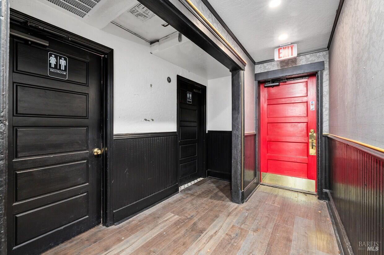 Detail Gallery Image 12 of 18 For 6957 Sebastopol Ave, Sebastopol,  CA 95472 - – Beds | – Baths