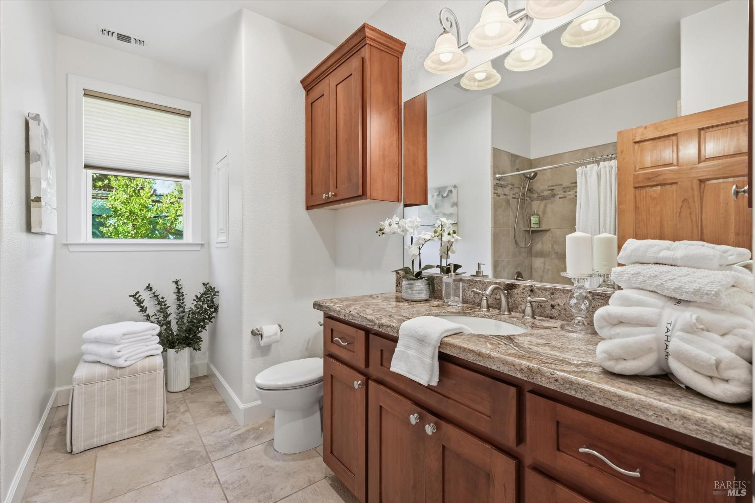 Detail Gallery Image 25 of 60 For 5251 Dry Creek Rd, Napa,  CA 94558 - 2 Beds | 2 Baths