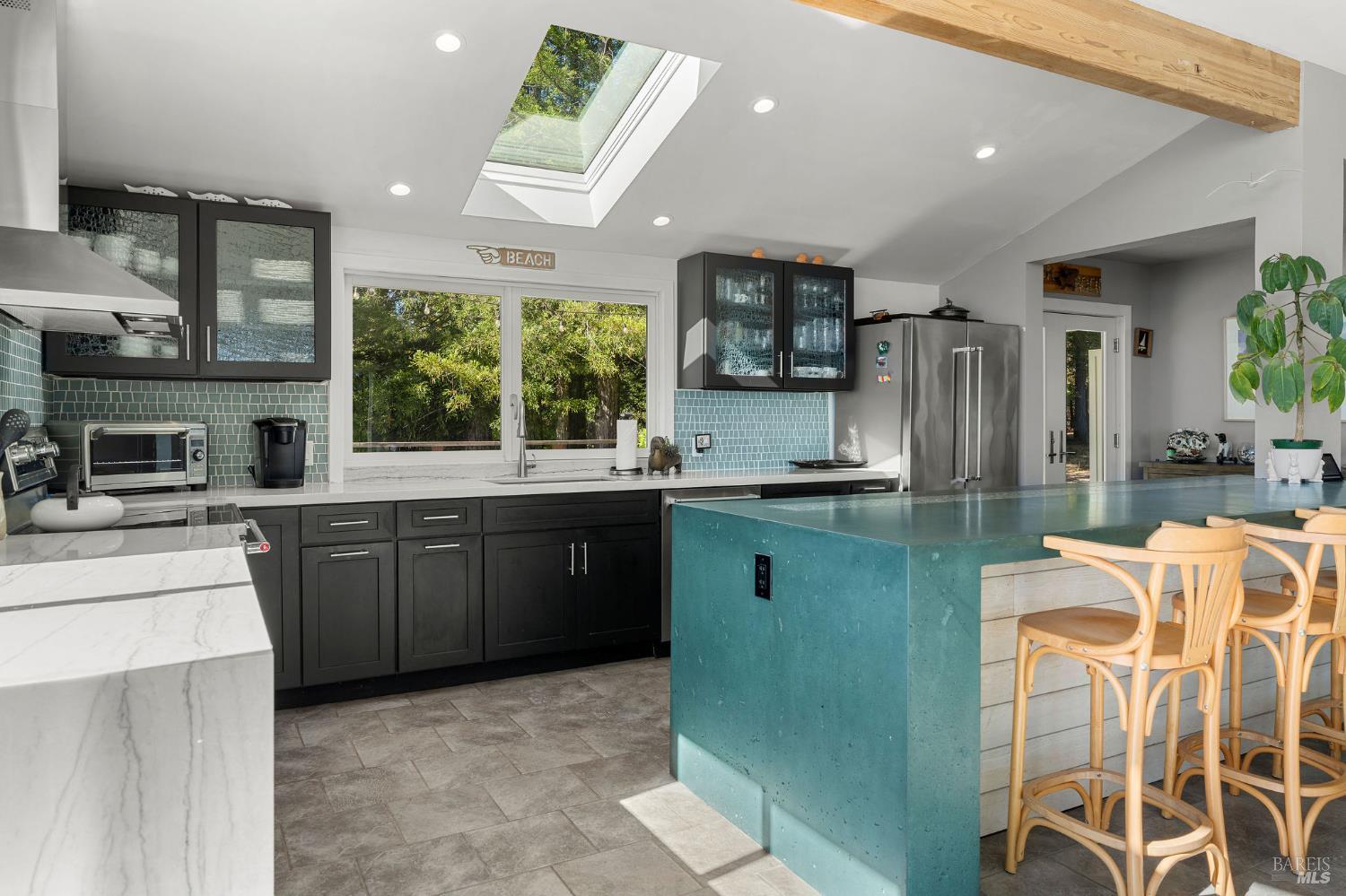 Detail Gallery Image 38 of 49 For 44801 Fish Rock Rd, Gualala,  CA 95445 - 3 Beds | 3 Baths