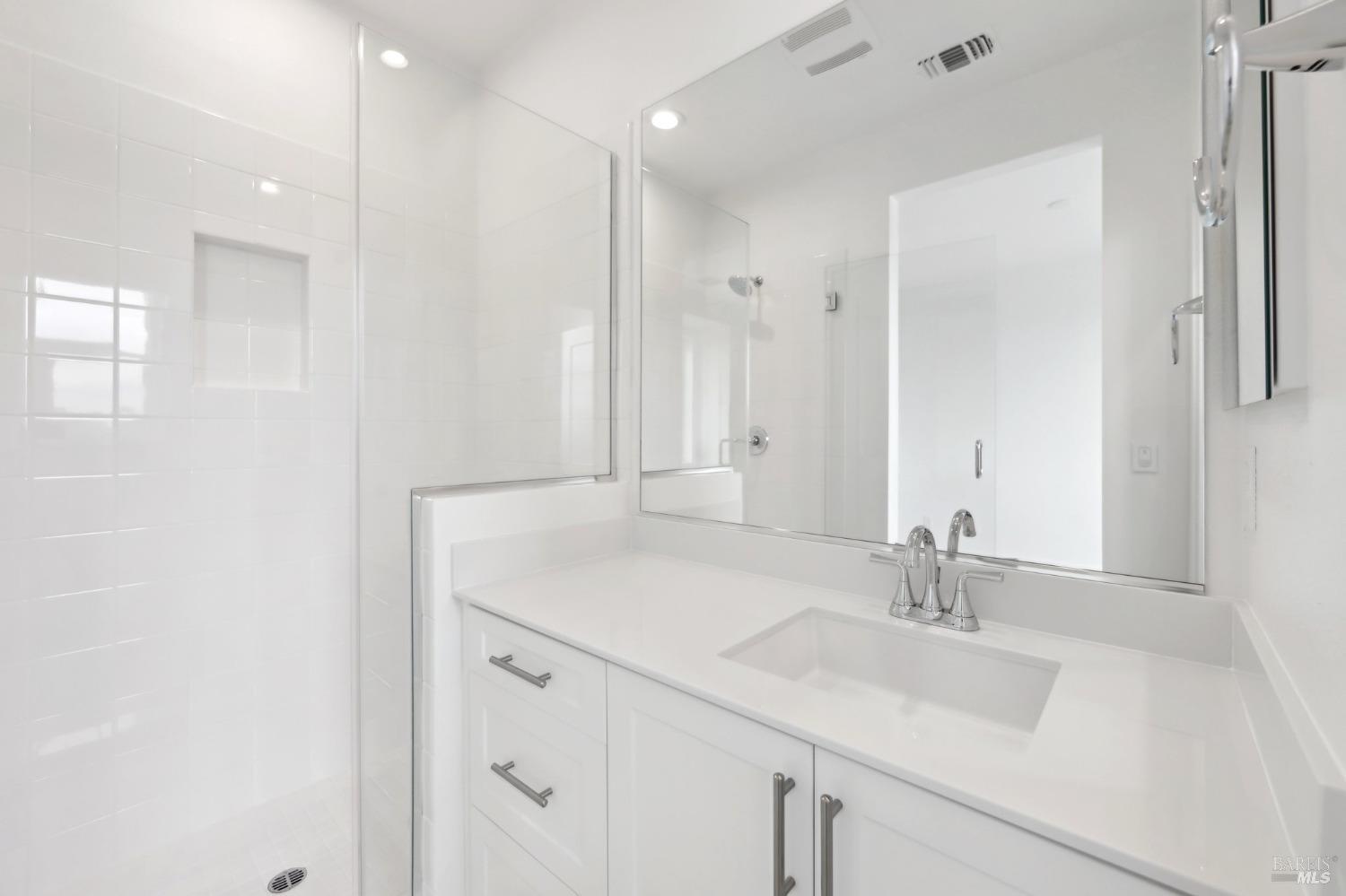 Detail Gallery Image 28 of 33 For 5199 Dalai Lama Ave, Richmond,  CA 94804 - 4 Beds | 4 Baths