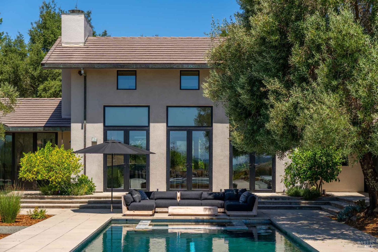 Detail Gallery Image 9 of 35 For 1250 Partrick Rd, Napa,  CA 94558 - 6 Beds | 4 Baths