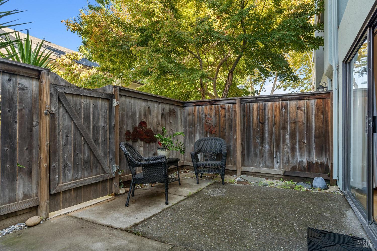 Detail Gallery Image 17 of 25 For 3476 Shelter Creek Dr, Napa,  CA 94558 - 2 Beds | 1/1 Baths